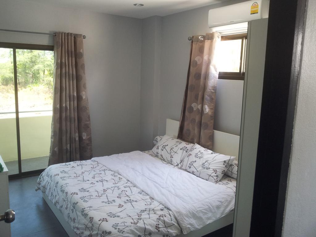 Living Room Apartments Bang Lut Beach Khaolak Bang Sak Room photo