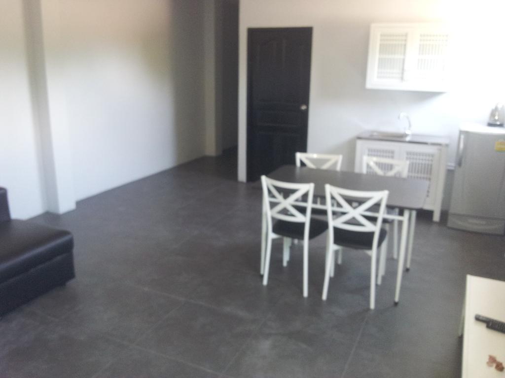 Living Room Apartments Bang Lut Beach Khaolak Bang Sak Room photo
